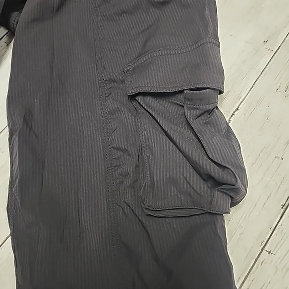 Lululemon Black Dance Studio Mid-Rise Jogger Cargo Pants Womens Size 6 Athletic - Picture 11 of 12